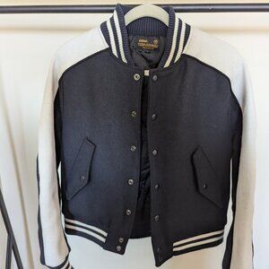 Vanone Cropped Style Varsity Jacket
